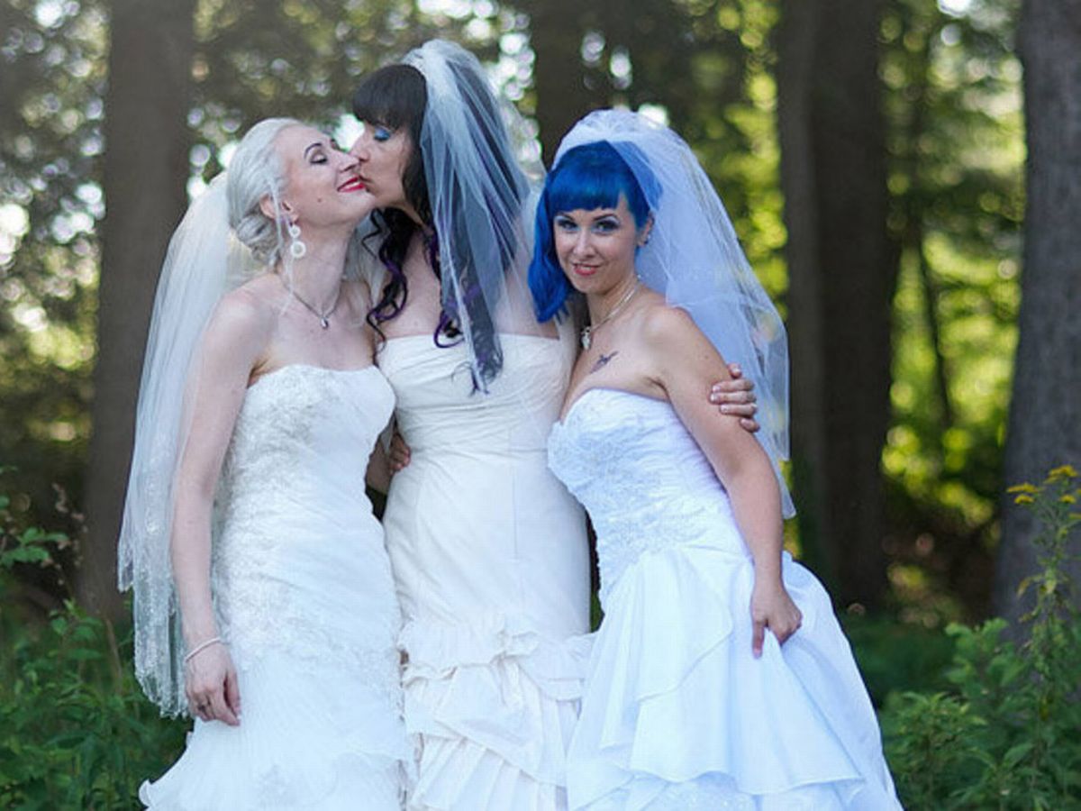 Lesbian Three Some Porn
